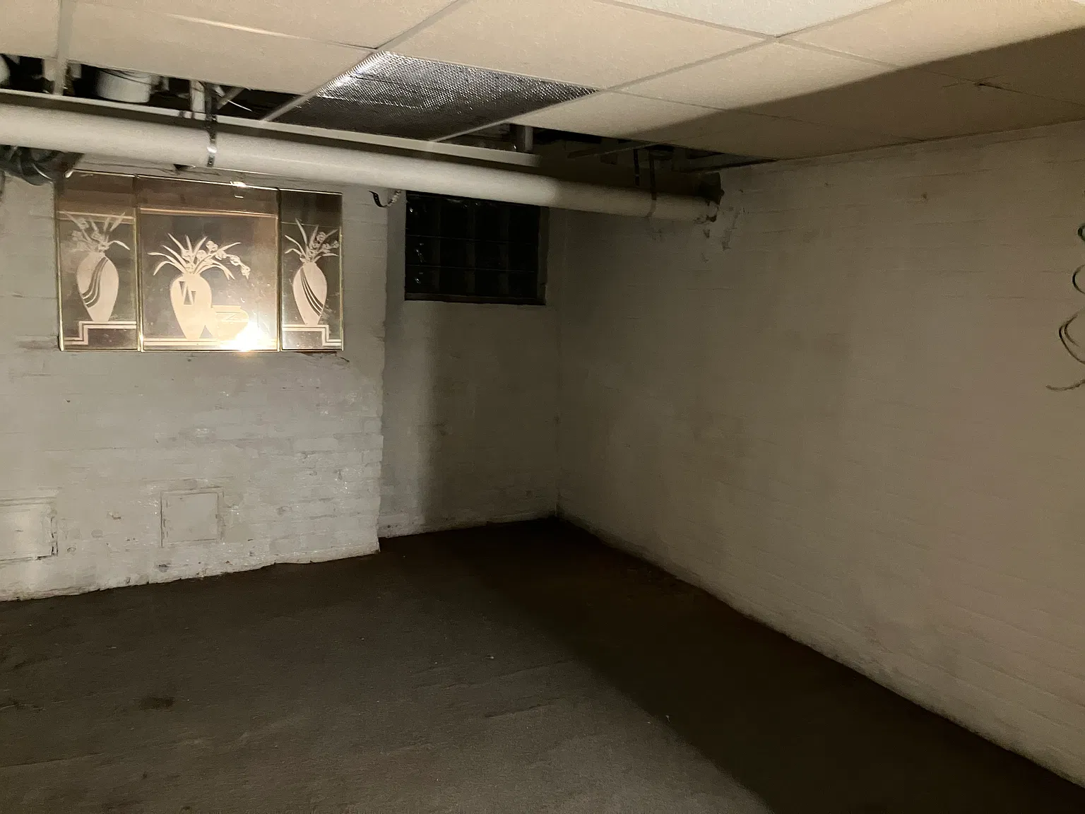 3 bed, 1600 sqft, $1,600 — Photo 3