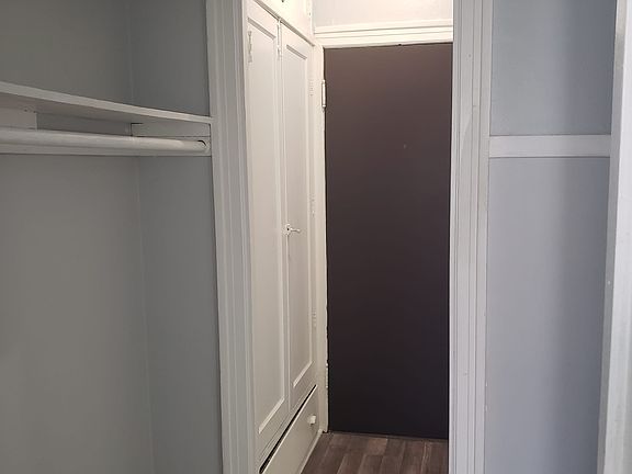 3rd image of A3-2121 S 5th Ave APT A3