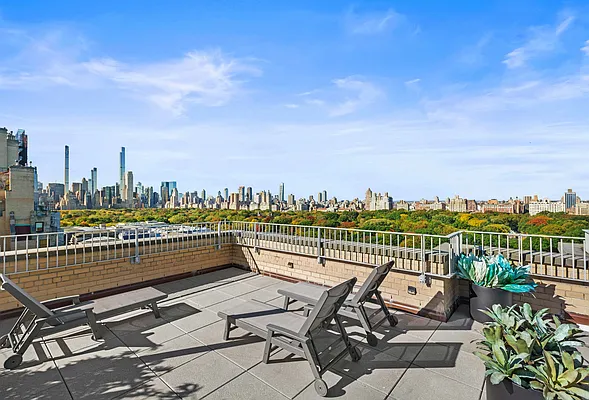 Sold by Douglas Elliman | media 13