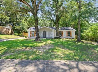 5812 Hanging Moss Ct, Mobile, AL 36609