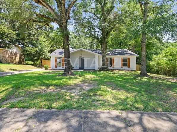 5812 Hanging Moss Ct, Mobile, AL 36609