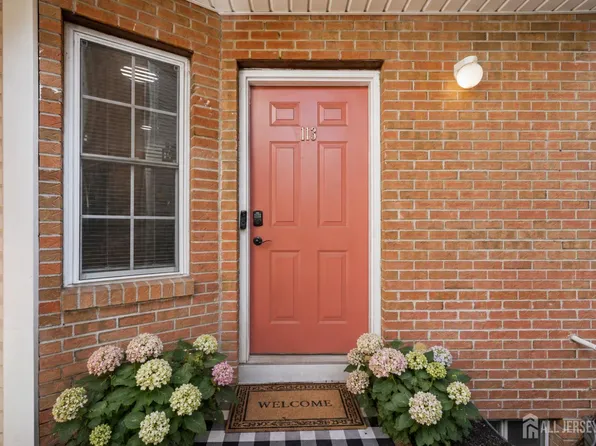 113 Adamecs Way, South Amboy, NJ 08879