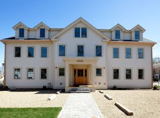 1 Jewett St #3, Rockport, MA 01966