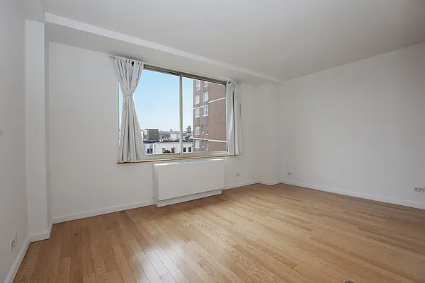 Rented by Akam Sales and Brokerage | media 14