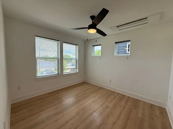 102 Duke St #3 — Photo 15