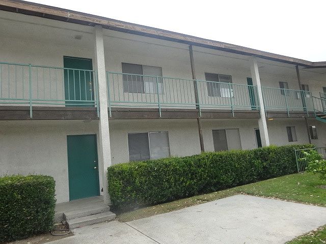 1st image of 40260 Mayberry Ave APT 3