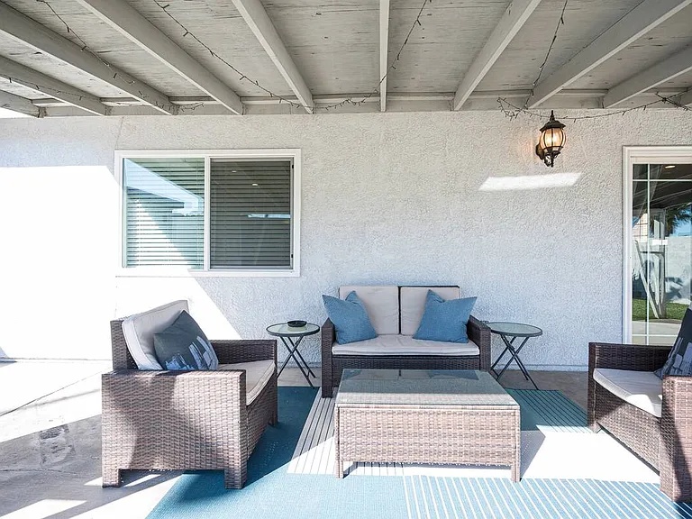 Carrera Dr — Photo 10