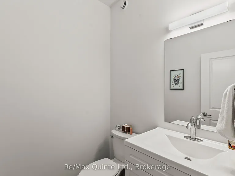 107 Buchanan Ave — Photo 20