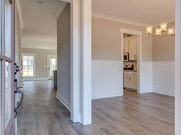 5th image of 5006 Fort McHenry Ct