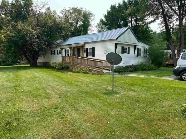 10 Woodland Park, Troy, NH 03465