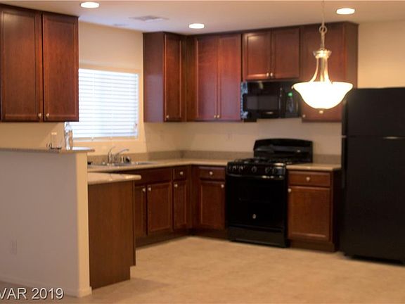 3rd image of 8270 Wuthering Heights Ave