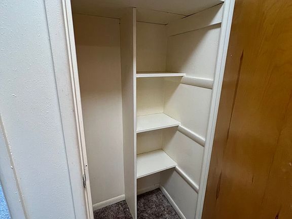 4th image of 1161 W Carriage Dr #6