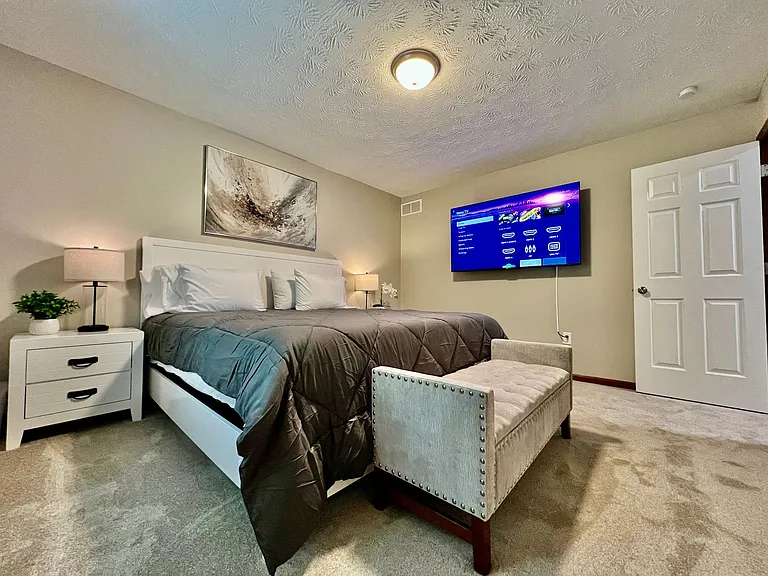 6429 Cincinnati Dayton Rd #B — Photo 20