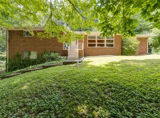 4027 Beverly Hills Dr, Pegram, TN 37143