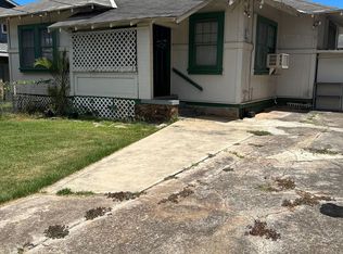 879 3rd St #879, Pearl City, HI 96782