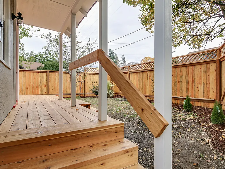 171 W 18th Ave — Photo 3