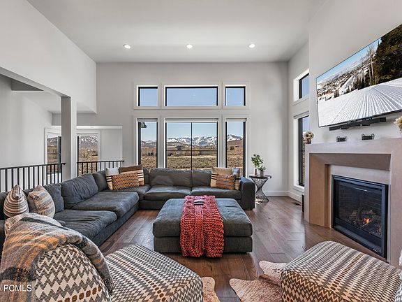 4th image of 6571 Purple Poppy Ln