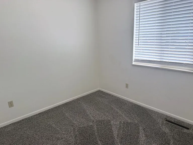 5710 Eldora Dr — Photo 18