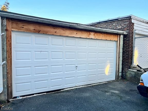 5th image of 9 Fleetwood Pl