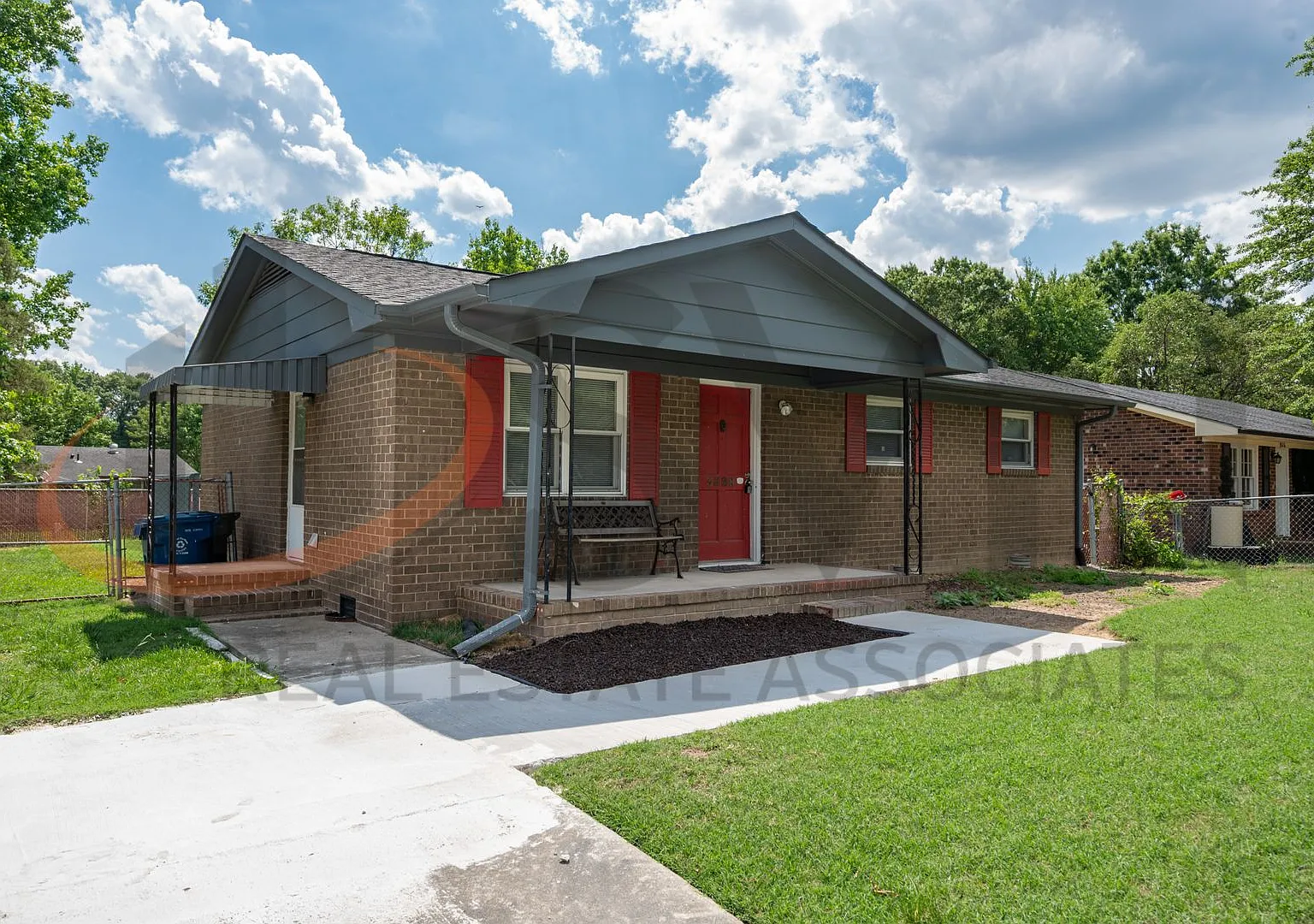 3BR, 1.5BA Durham Gem with Fenced Front & Back Yard! — Photo 1