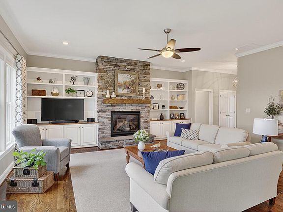 3rd image of 78 Jacob Ct