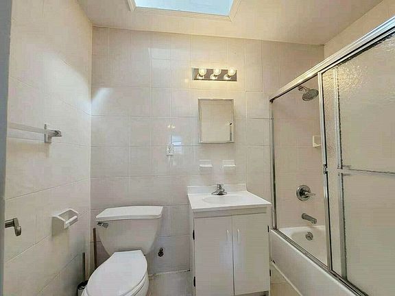 4th image of 437 5th Ave APT 7