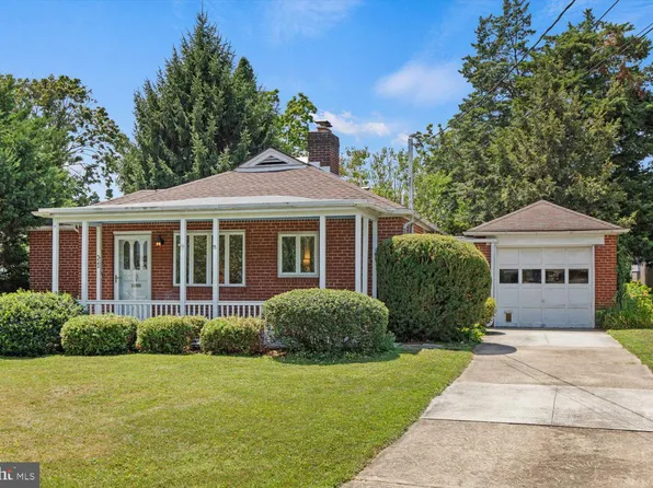 322 Beverly Rd, Camp Hill, PA 17011