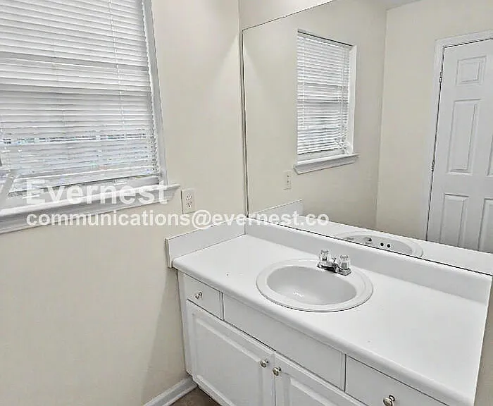 6699 Sunset Hills Blvd — Photo 14