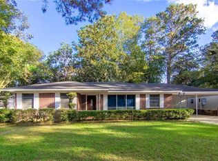 1502 Oakland St, Pineville, LA 71360