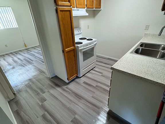 4th image of 8417 Broadway Ln #109