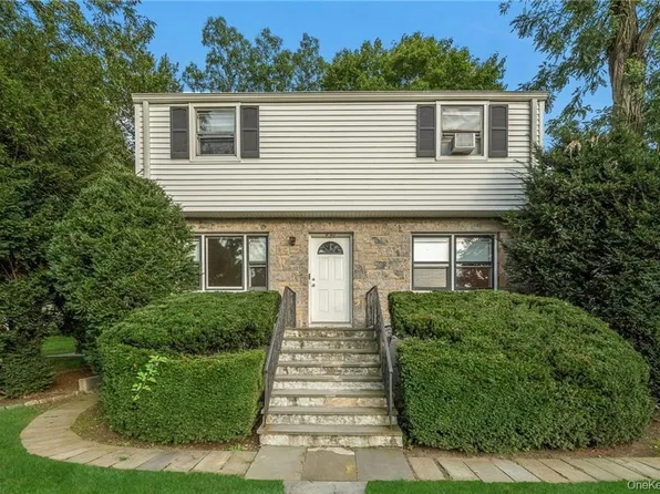 440 Columbus Ave #1, West Harrison, NY 10604