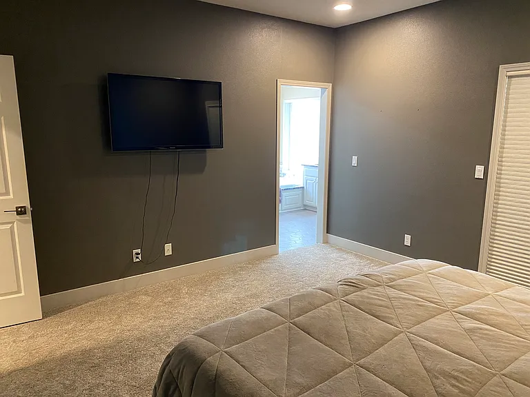 6616 Parkshadow Ct NE — Photo 15