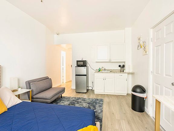 4th image of 3801 Indian Creek Dr #104B