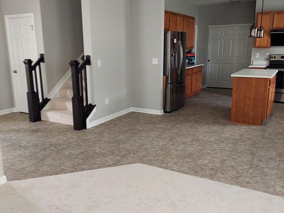 5th image of 6808 Dulles Dr