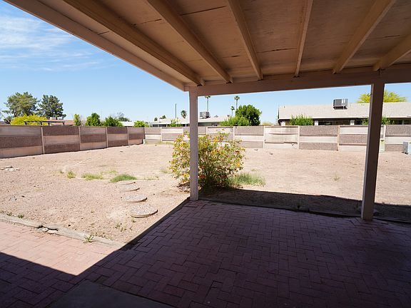 2nd image of 2620 W Irisado Cir
