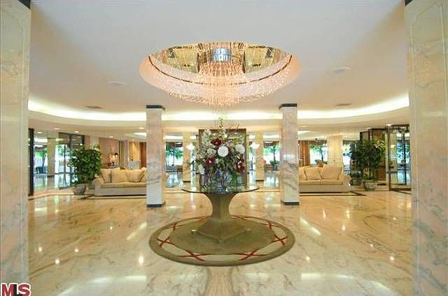 Building Lobby