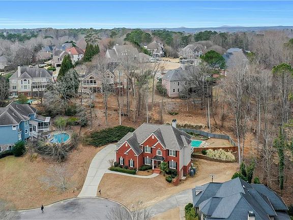 2nd image of 803 Rocky Ridge Ct