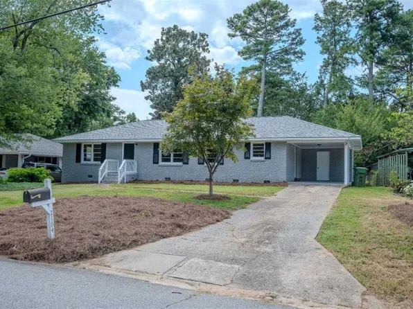 2164 Pawnee Dr SE, Marietta, GA 30067