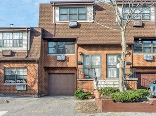 2-8 Capstan Ct, College Point, NY 11356