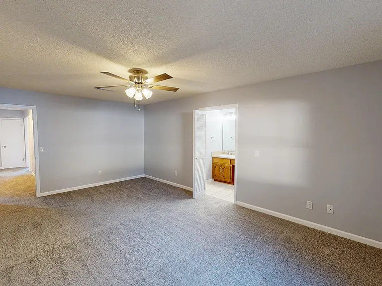112 Oakland Dr — Photo 11
