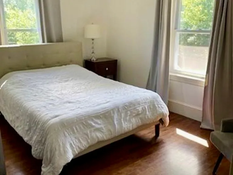 10 Cove Ave — Photo 12