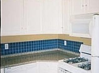 512 Fitzwater St, Philadelphia, PA 19147