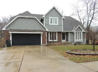 1312 SW Granite Creek Dr, Blue Springs, MO 64015