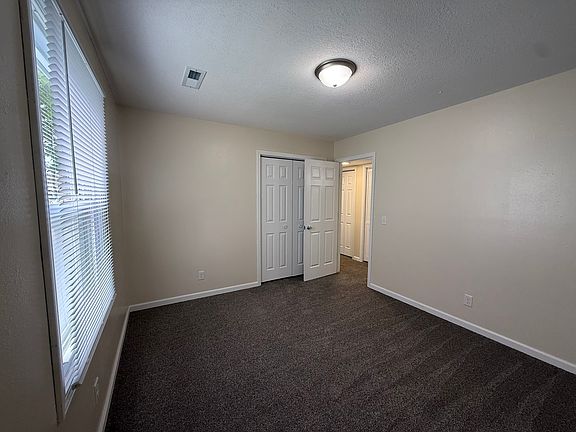3rd image of 426 W Dodson St
