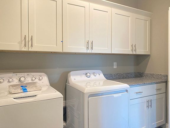 3rd image of 2085 N Penelope Ln #1