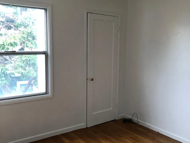 934 Solano Ave — Photo 4