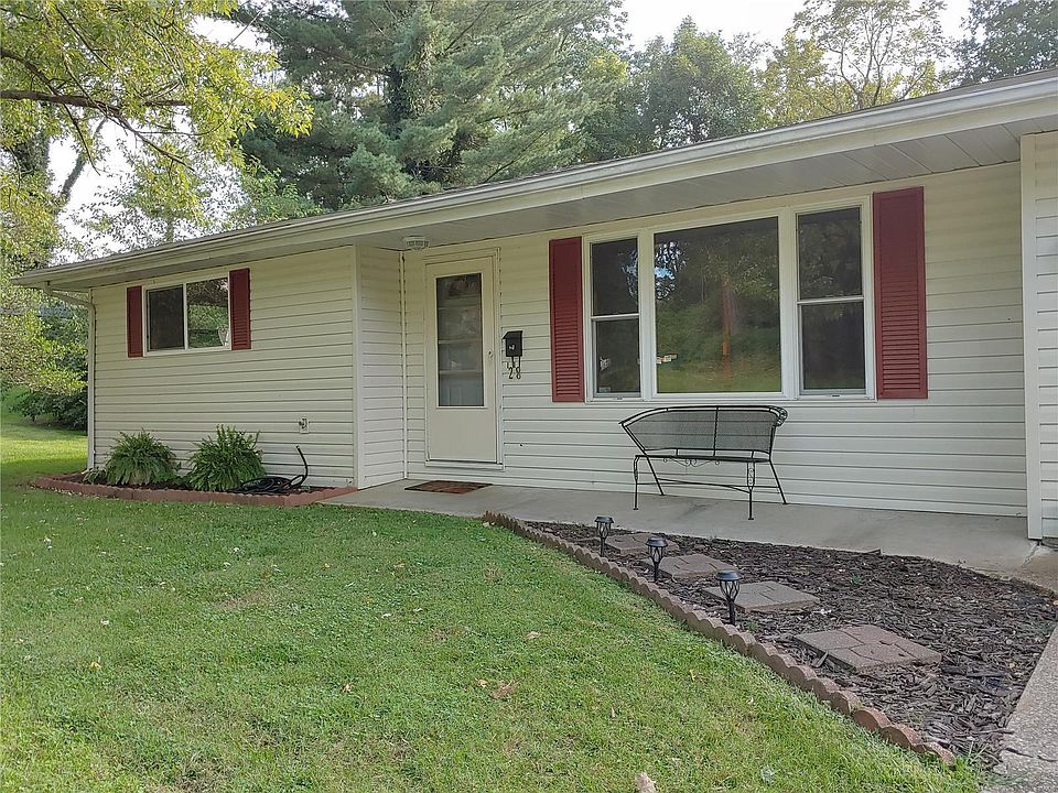 1st image of 28 Rosehaven Dr