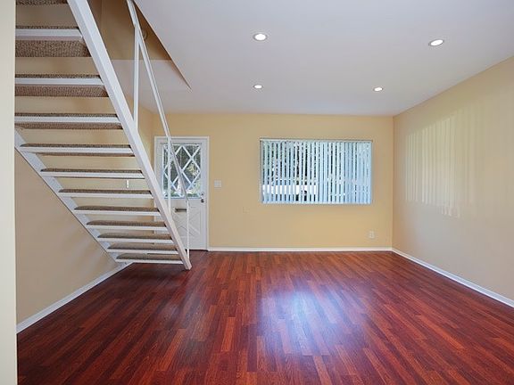 5th image of 108 Esperanza Ave APT A