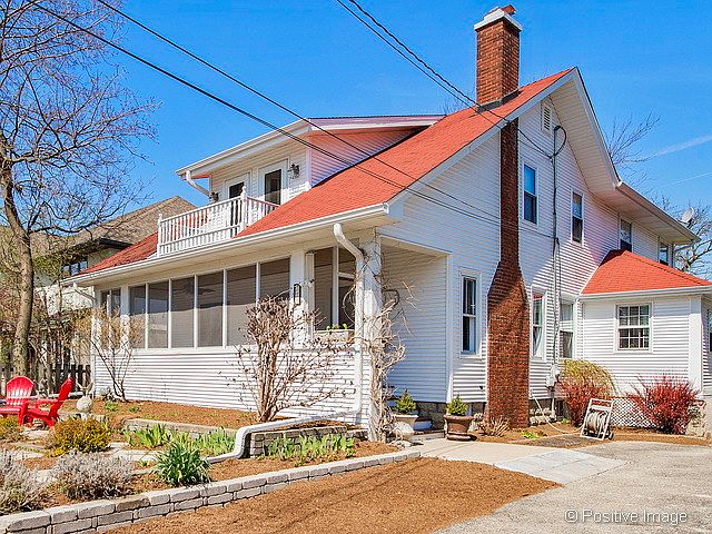 1st image of 720 Hill Ave