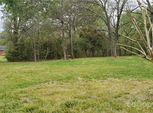 14 Pinckney St, York, SC 29745